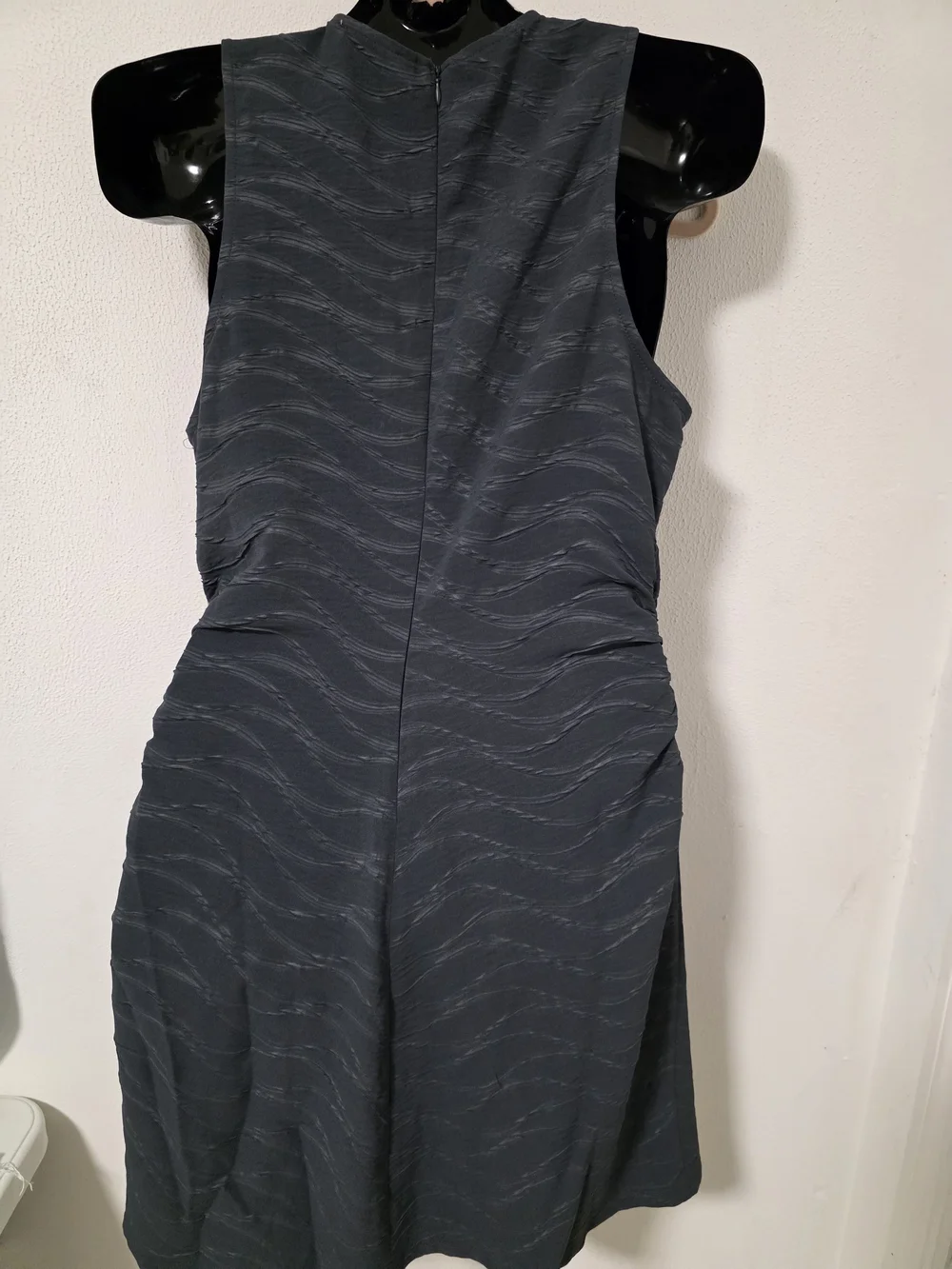 Sleeveless Key Hole Dress in Charcol